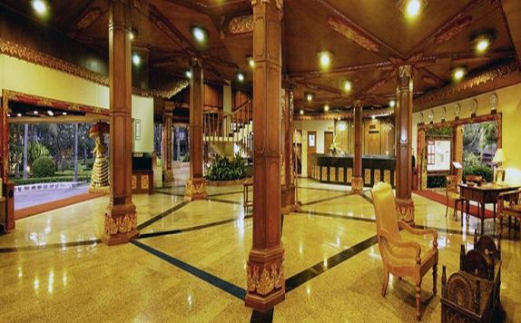 Lobby di The Jayakarta Bali Beach Resort Residence and Spa