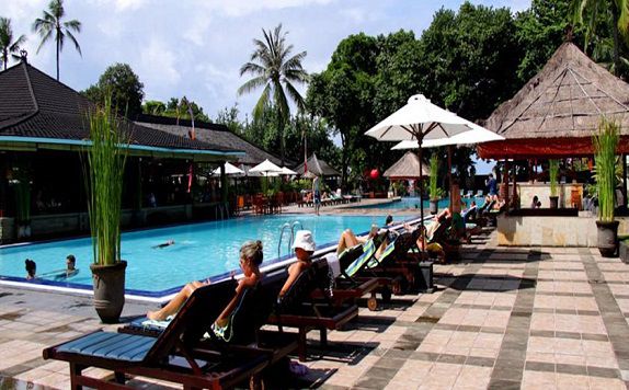 Swimming Pool di The Jayakarta Bali Beach Resort Residence and Spa
