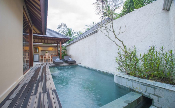 Swimming Pool di The Kampung Ubud Villa