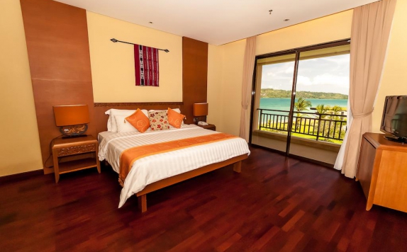 Guest room di The Natsepa Resort & Conference Center