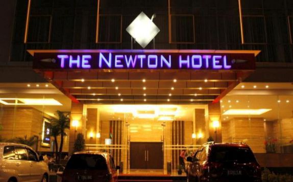Lobby di The Newton Hotel