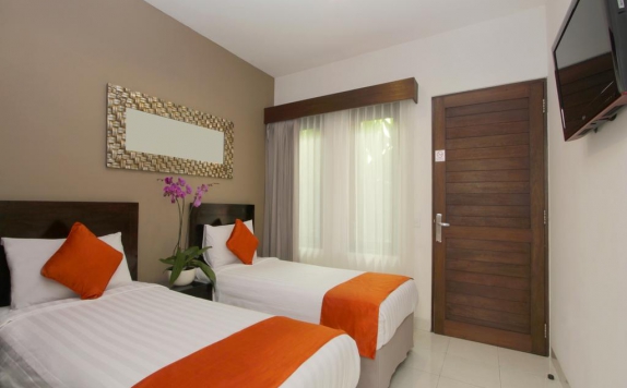 Tampilan Bedroom Hotel di The Pavilion Hotel Kuta