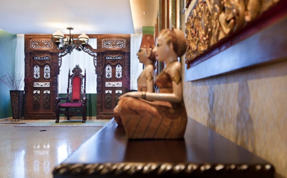 Interior di The Royal Surakarta Heritage