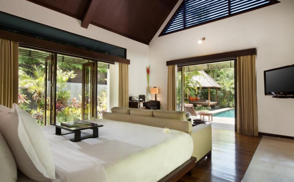 Bedroom di The Samaya Ubud Villa