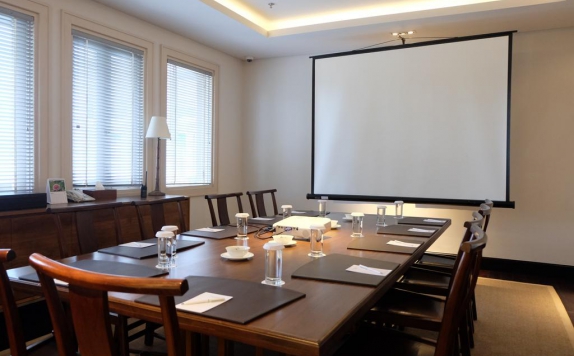 Meeting room di The Shalimar Boutique Hotel