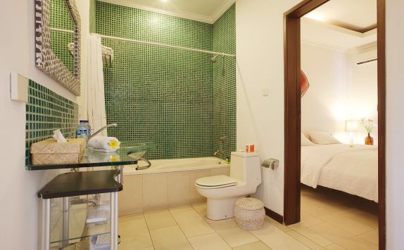 Bathroom di The Studio Hotel