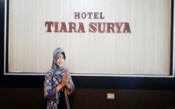 Receptionist di Tiara Surya Bontang