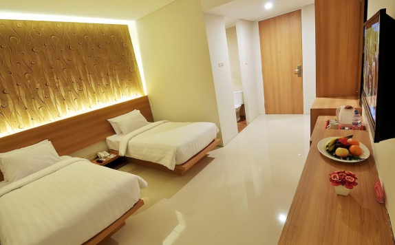 guest room twin bed di Tickle Hotel
