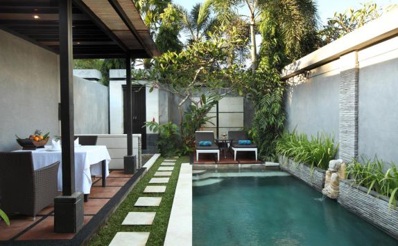 swimming pool di Tonys Villa Bali