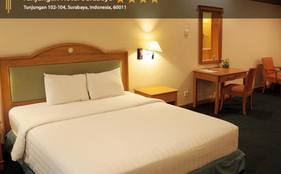 Guest room di Tunjungan Hotel