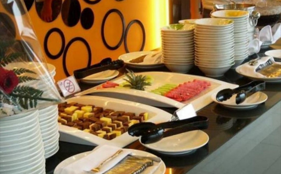 food and beverages di Twin Tower Apartment
