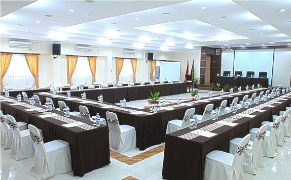 Meeting Room di UB Guest House