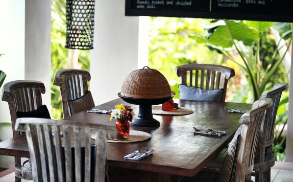 Ruang Makan di Ubud Garden Villa