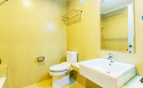 Bathroom di U Village Hotel