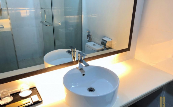 Bathroom di Venesia Hotel