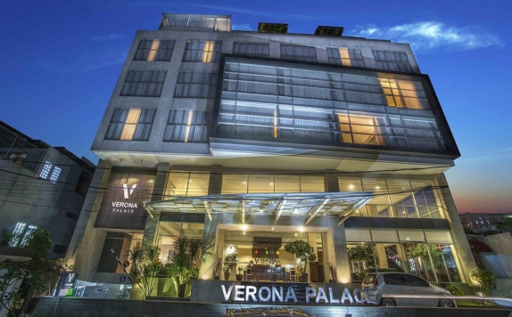 Exsterior di Verona Palace Hotel