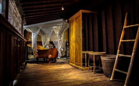 Tampilan Bathroom Hotel di Villa Arya Ubud ( Adiwana Arya Residence )