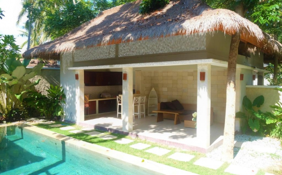 Outdoor Pool Hotel di Villa Bau Nyale Lombok