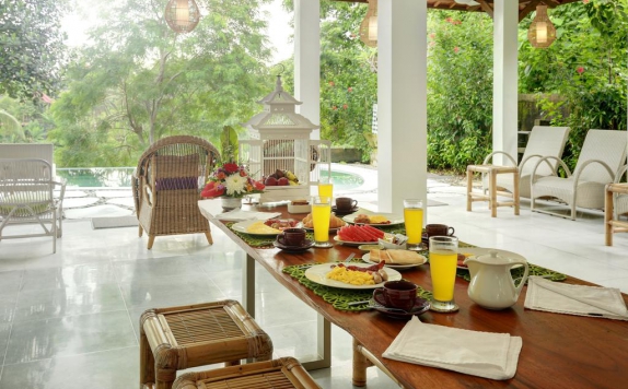 Foods and Beverages Hotel di Villa Beji Mawang Ubud