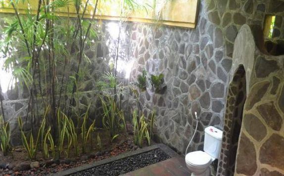 bathroom di Villa Boreh Beach