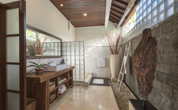 bathroom di Villa Eight Bali