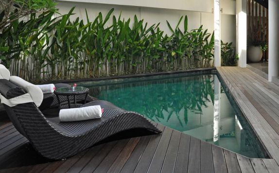 Pool di Villa La Sirena 4 by Nagisa Bali