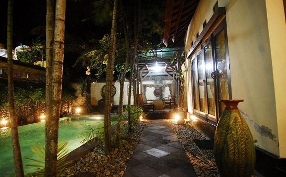 Night View di Villa Rumah Badung