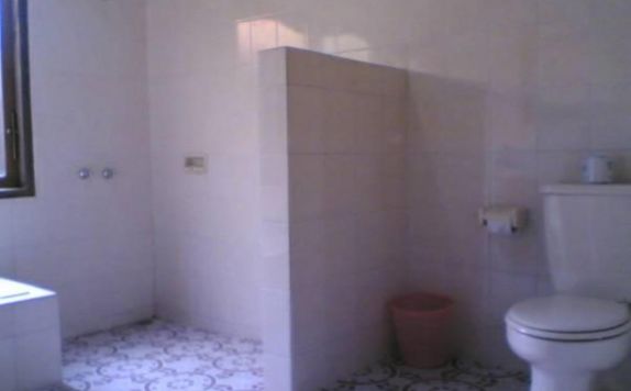 Bathroom di Villa Sanggingan