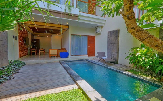 Swimming Pool di Villa Savvoya Seminyak Bali