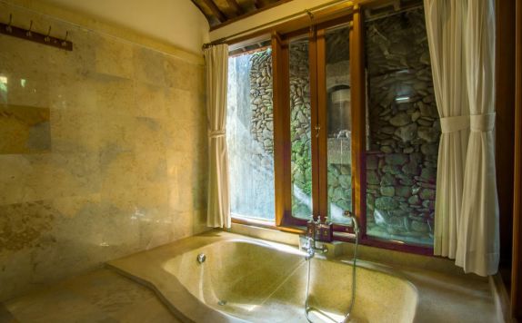 Bathtub di Villa Sonia