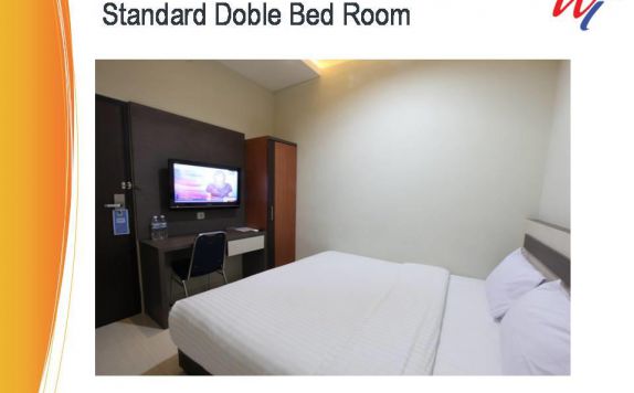 Standar Double Bed Room Hotel di Wahana Inn