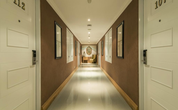 Corridor di Yan's House Hotel Bali