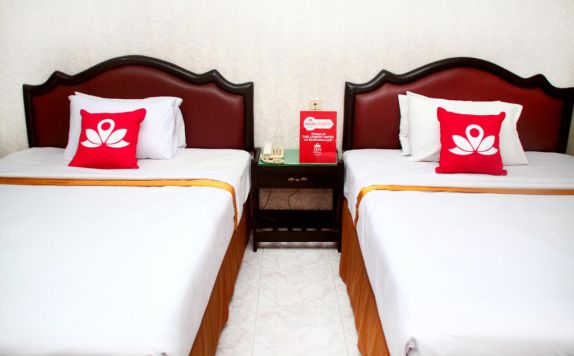 Bedroom di ZEN Rooms by pass juanda