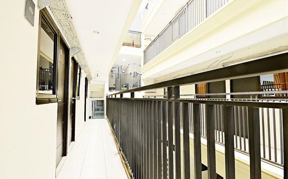Hotel Corridor di ZEN Rooms Kuningan Syariah