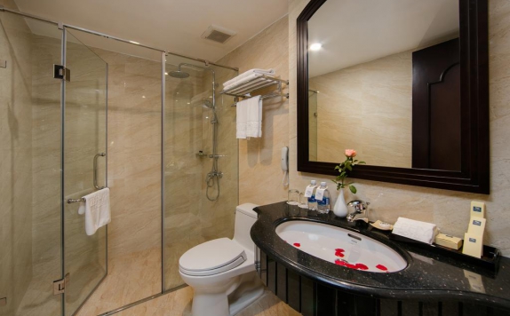 Zephyr Suites Boutique Hotel