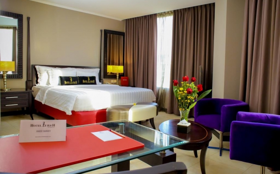Tampilan Bedroom Hotel di Zurich Hotel